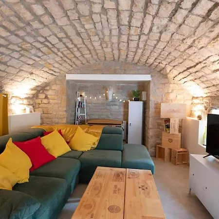 La Grotte Bourguignonne, Terrasse Exterieure Apartment Dijon Exterior photo