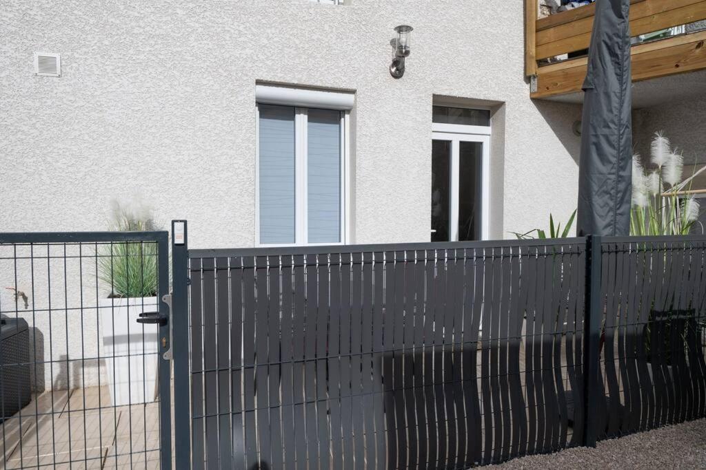 La Grotte Bourguignonne, Terrasse Exterieure Apartment Dijon