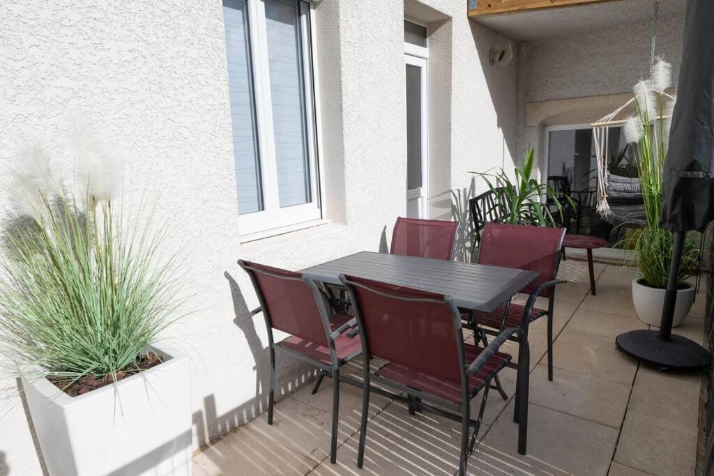 Apartment La Grotte Bourguignonne, Terrasse Exterieure *